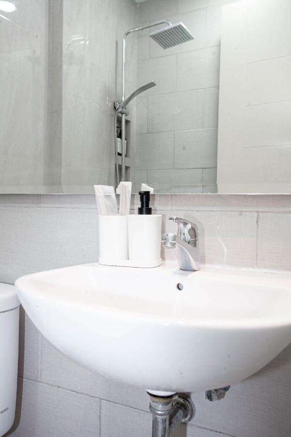New 2Br Apartment In Benson Connected To Pakuwon Mall Surabaya Barat Экстерьер фото